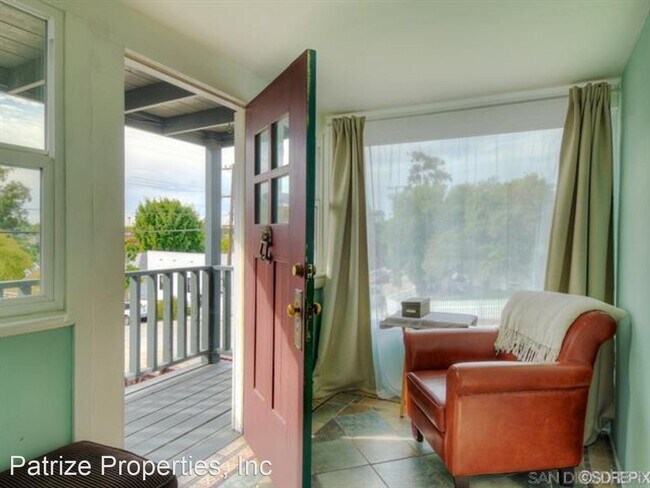 Foto del edificio - 3 br, 2 bath House - 3154 Elm St.