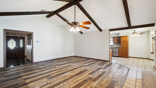 Foto del edificio - 3505 Lake Arrowhead Dr