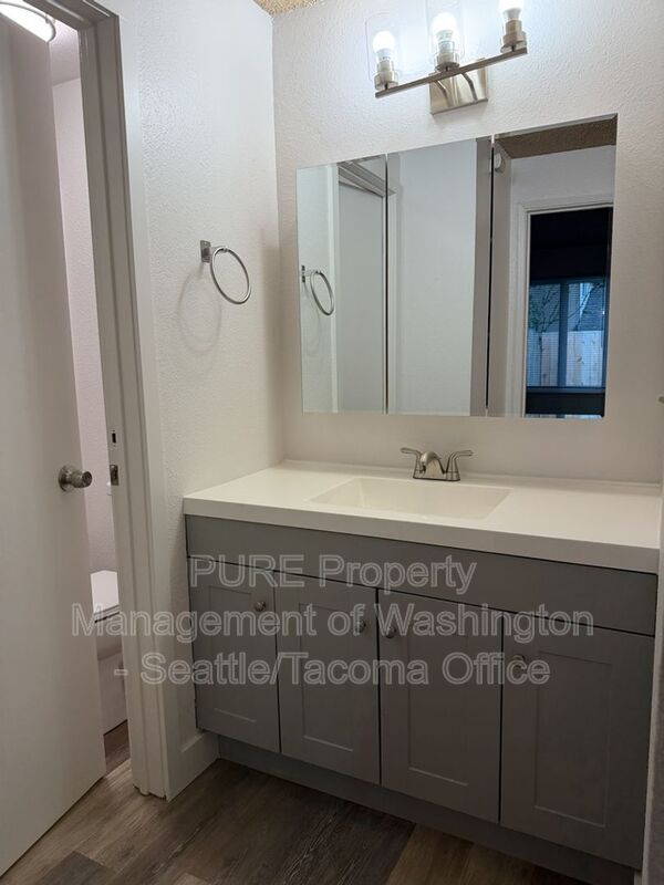 Building Photo - 5801 13th Ave SE