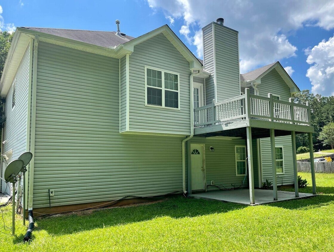 8222 Lavista Ct, Riverdale, GA 30274 House Rental in Riverdale, GA