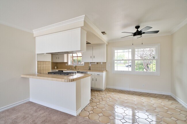 Foto del edificio - 3 Bed 2.5 Bath, Redondo Beach - Home For L...