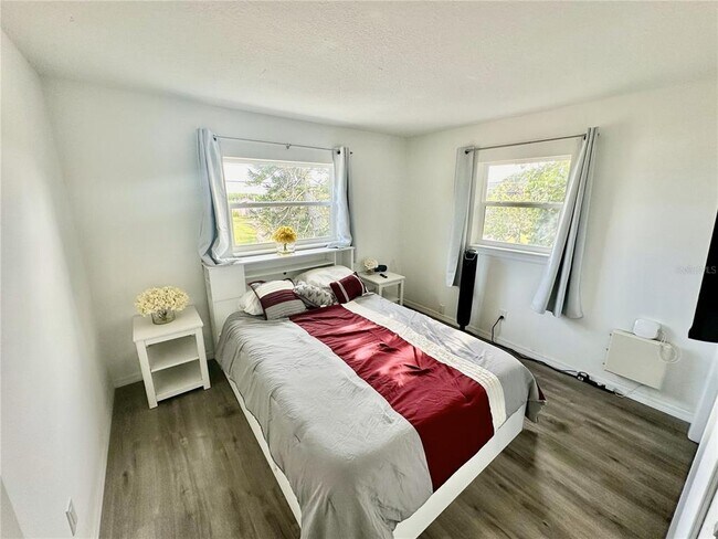 Building Photo - 3303 W Shell Point Rd