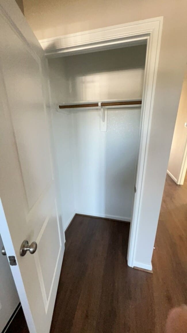 Building Photo - 1033 Tillman Ln