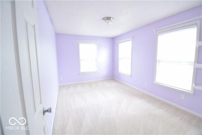 Building Photo - 786 Heartland Dr