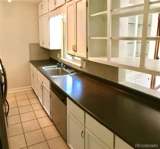 Foto del edificio - 2881 S Dahlia St