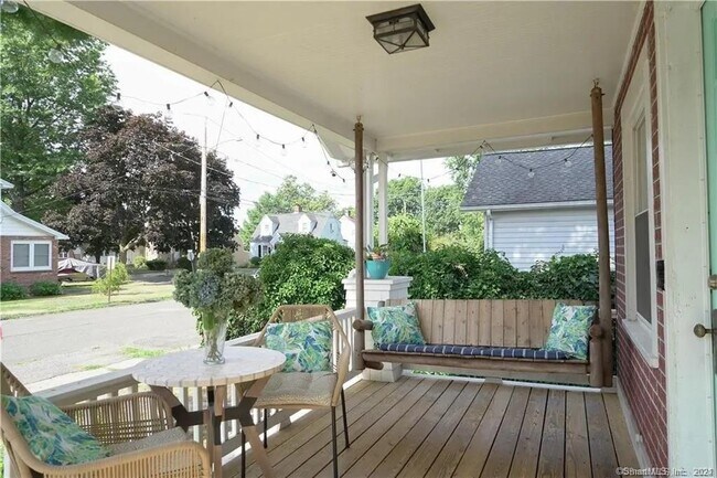 Foto del edificio - 17 Lincoln Ave