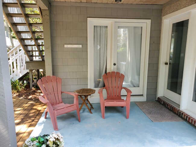 Entry Porch - 2004 Beach Ave