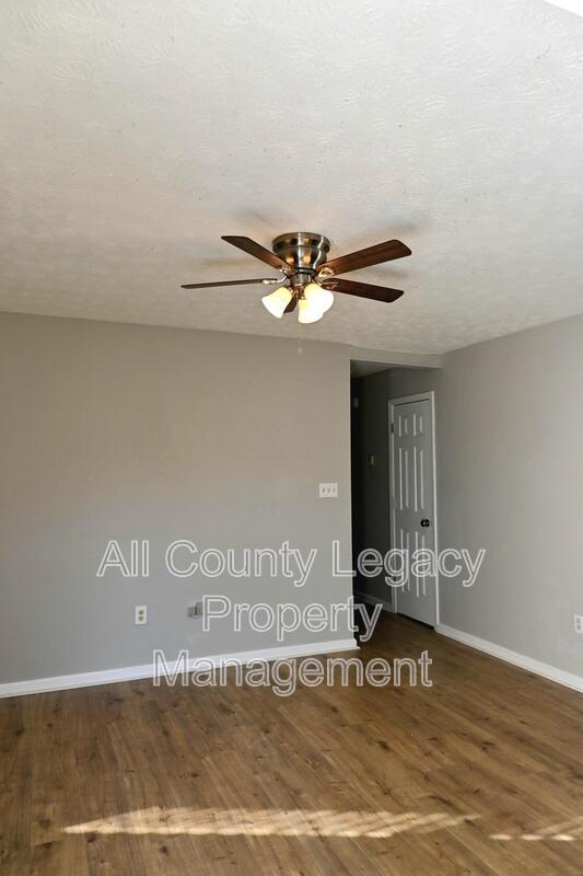 Photo - 35 Maria Cir Apartment