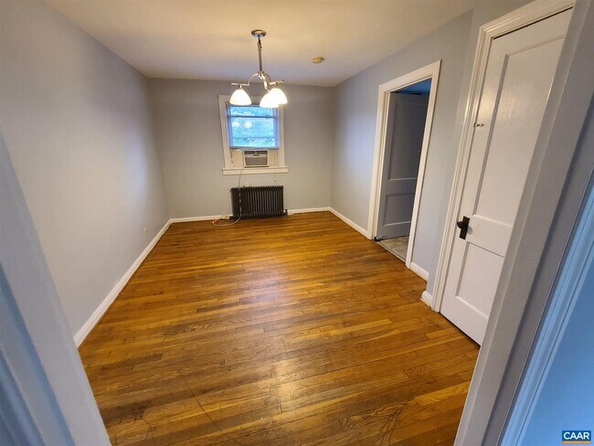 Foto del edificio - 210 W Piedmont St