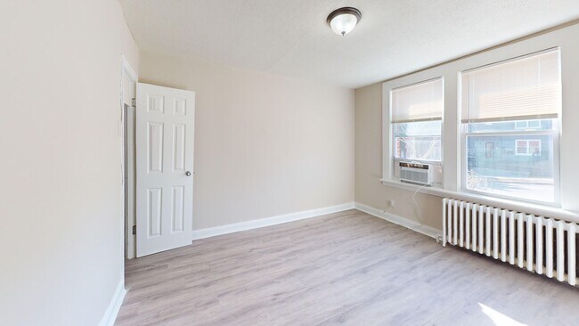 Foto del edificio - 921 19th St NE