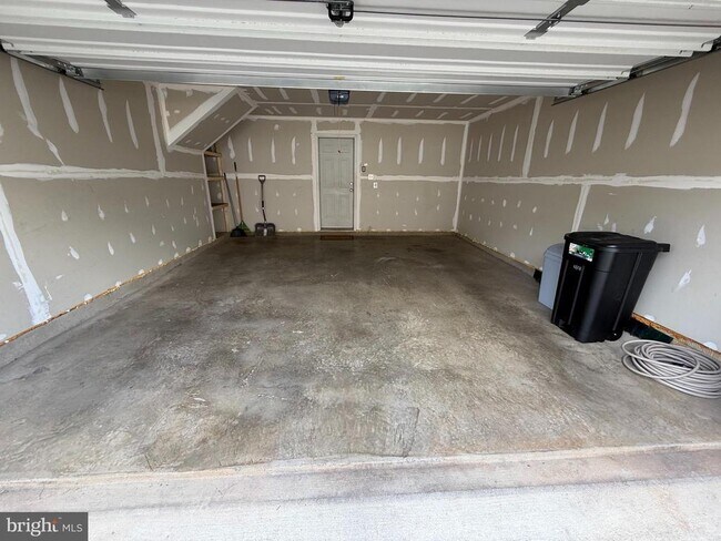 Foto del edificio - 6808 Flour Mill Ct