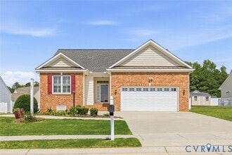 Building Photo - 6613 St Laurence Dr