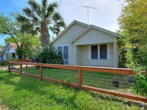 Building Photo - 4305 Red River St