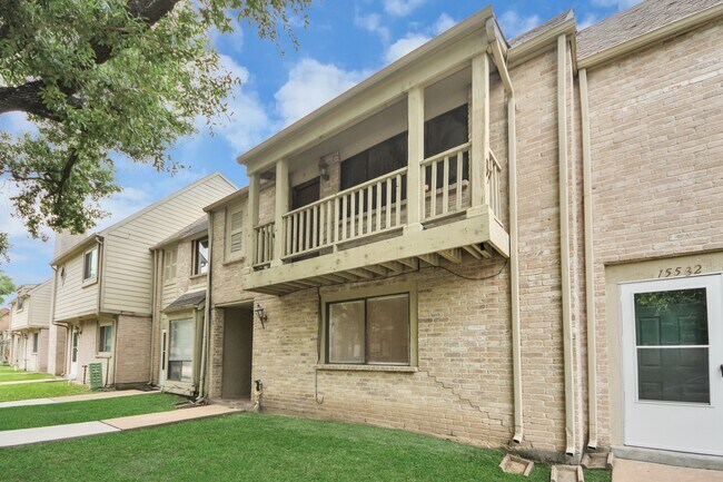 Building Photo - 15534 Weldon Dr