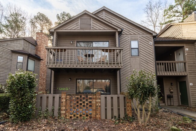 Foto del edificio - Fully Renovated 2-Bed Condo in Lake Wylie ...