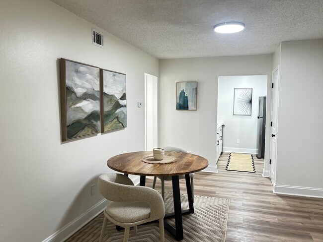 Foto del edificio - 442 Cottage Hill Rd