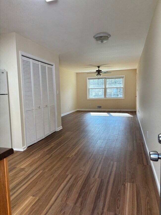 Foto del edificio - 8686 Bowden St