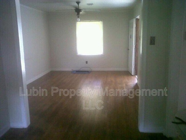 Foto del edificio - 1108 Goodman St