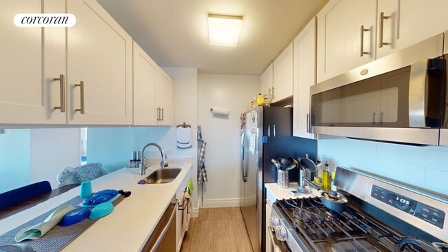 Foto del edificio - 235 E 95th St