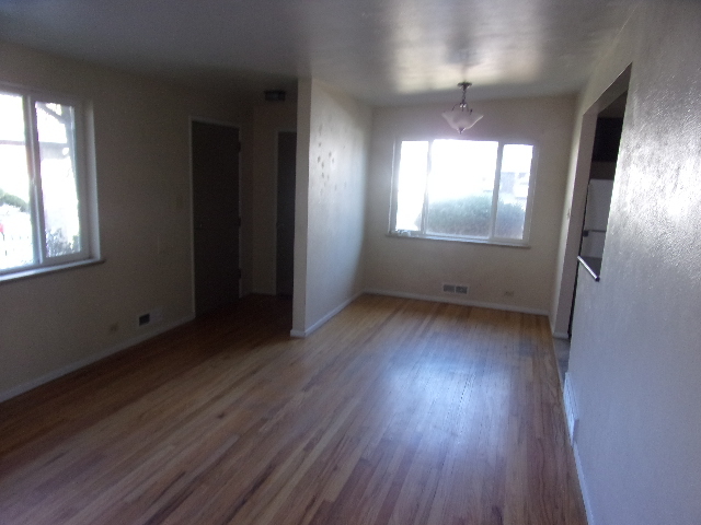 Foto del edificio - 2177 S Birch St