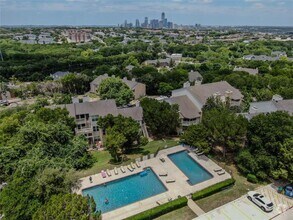 Building Photo - 2450 Wickersham Ln