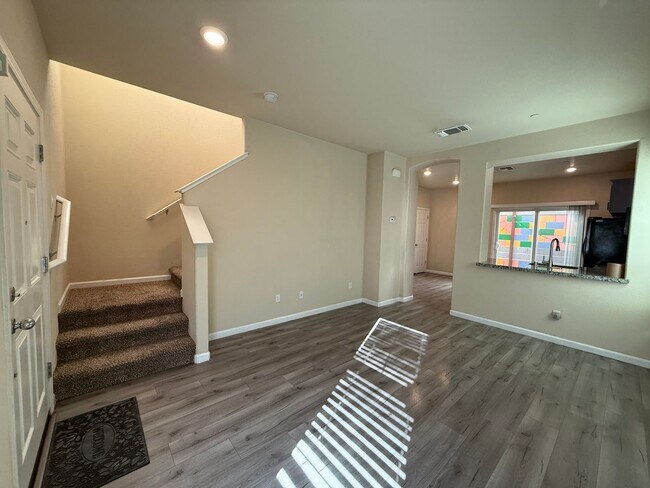 Photo - Beautiful 2-Story, 3 Bedroom, 2½ Bathroom ... House