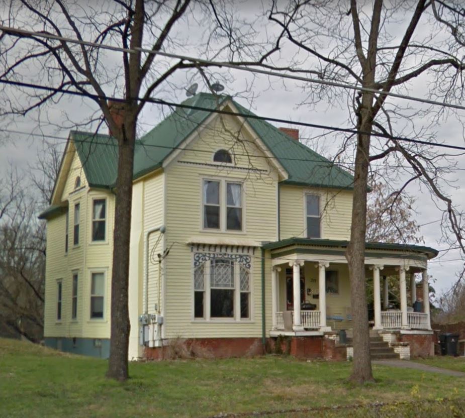 Primary Photo - 319 Deaderick Ave