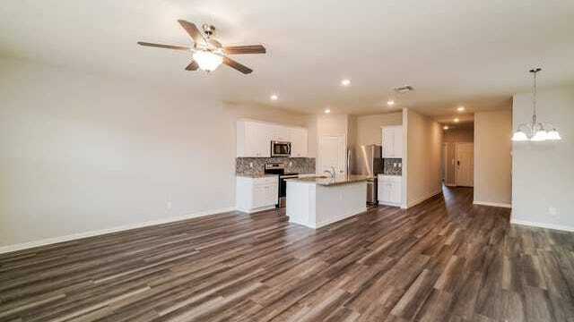 Foto del edificio - 14371 Gunsight Pass