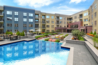 Kensington Place Rentals - East Brunswick, NJ | Apartments.com