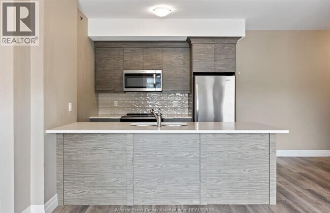 Photo du bâtiment - 955 Ouellette Ave