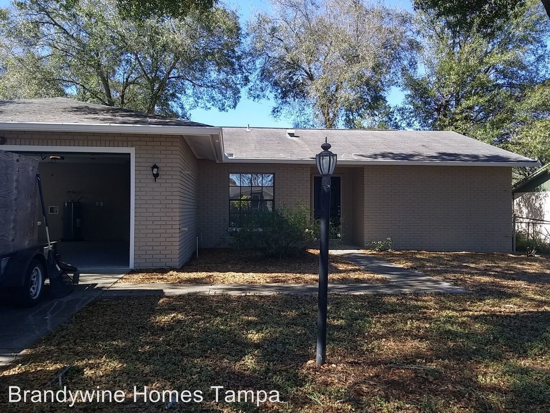 Primary Photo - 3 br, 2 bath House - 2712 Manor Hill Drive