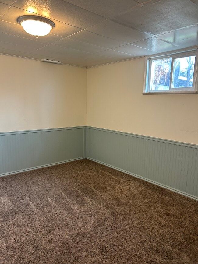 Bedroom #1 - 1130 E Garfield Ave