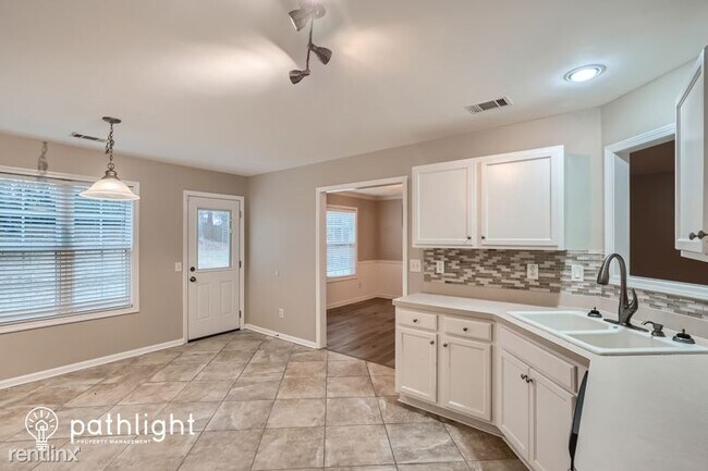 Foto del edificio - 3 br, 2 bath House - 1142 Otis Drive UNIT