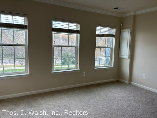 Foto del edificio - 3 br, 2.5 bath House - 721 Addison Rd S