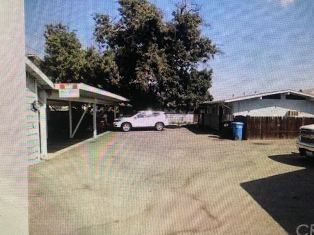 Building Photo - 3250 Walnut Grove Ave