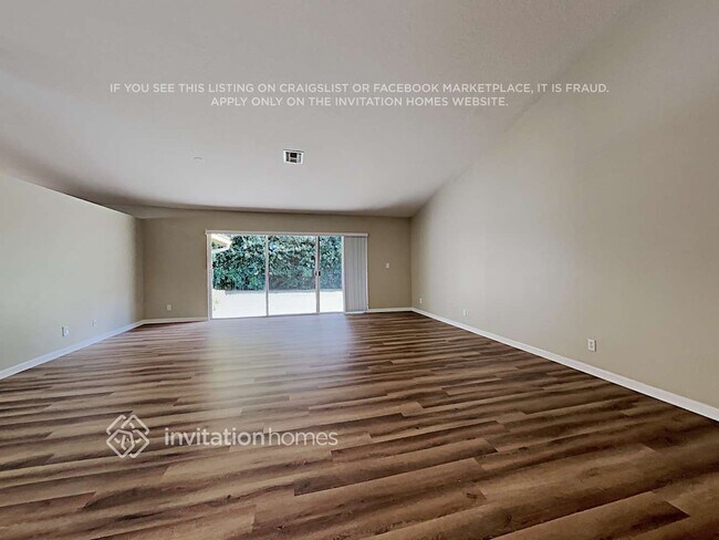 Foto del edificio - 6736 Blue Bay Cir