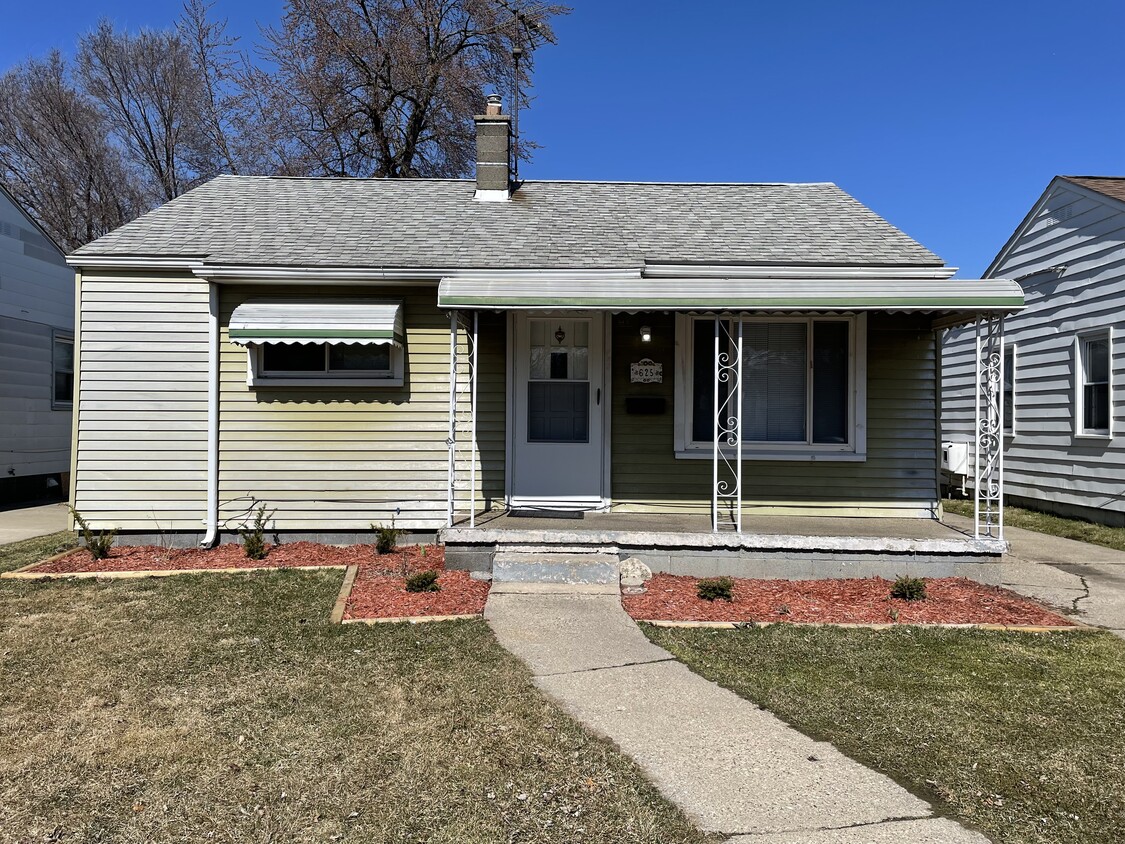 Street View - 625 E Hudson Ave