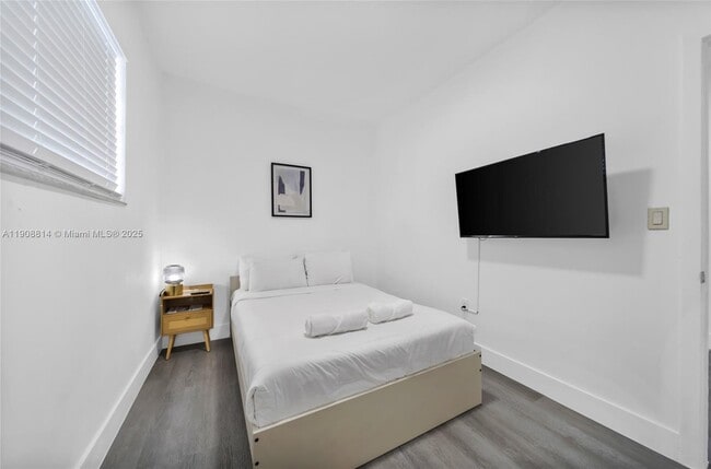 Foto del edificio - 1029 SW 5th St