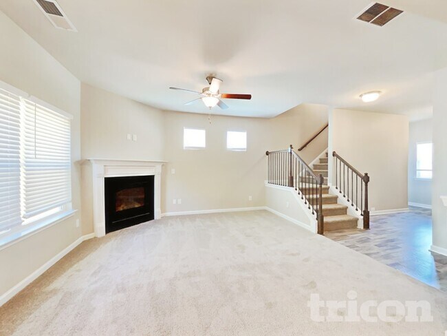 Building Photo - 228 Arbor Dr