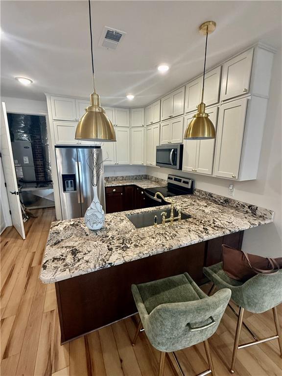 Building Photo - 706 Gloucester St