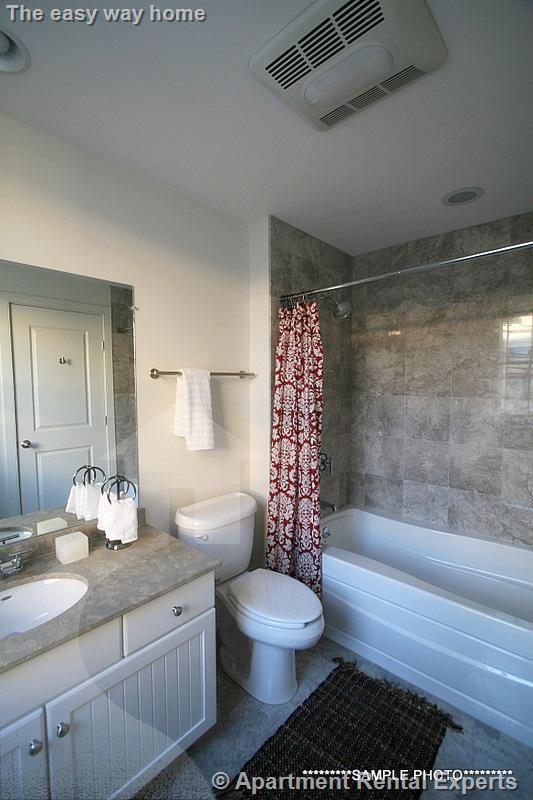 Building Photo - 110 Second St Unit #PH10