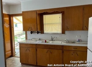 Foto del edificio - 816 S Austin St