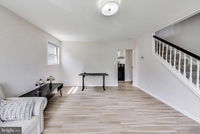 Foto del edificio - 3407 Floral St