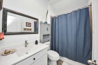 Building Photo - 403 Blanco Ln