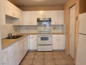 Building Photo - 2624 Jean Marie Ct