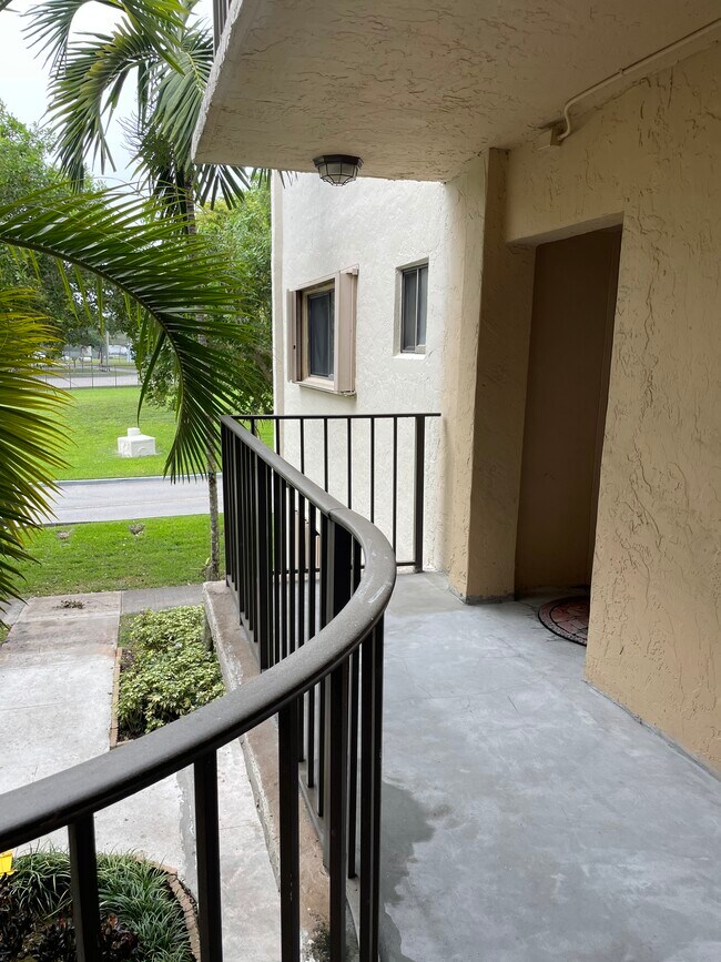 Building Photo - 8075 SW 107th Ave