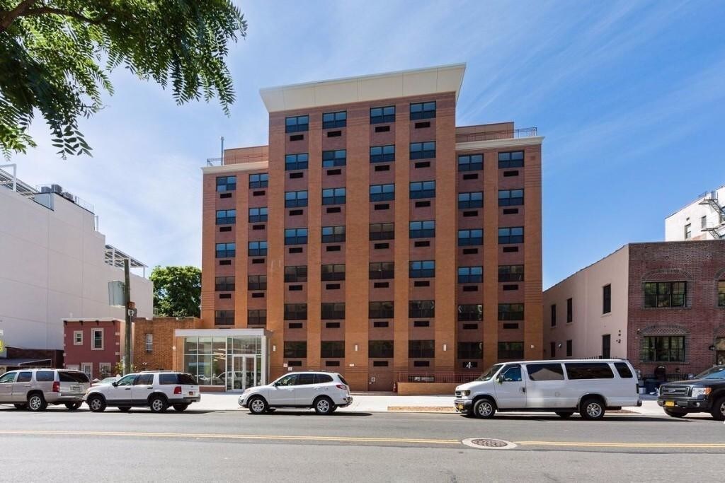 Primary Photo - 382 Lefferts Ave