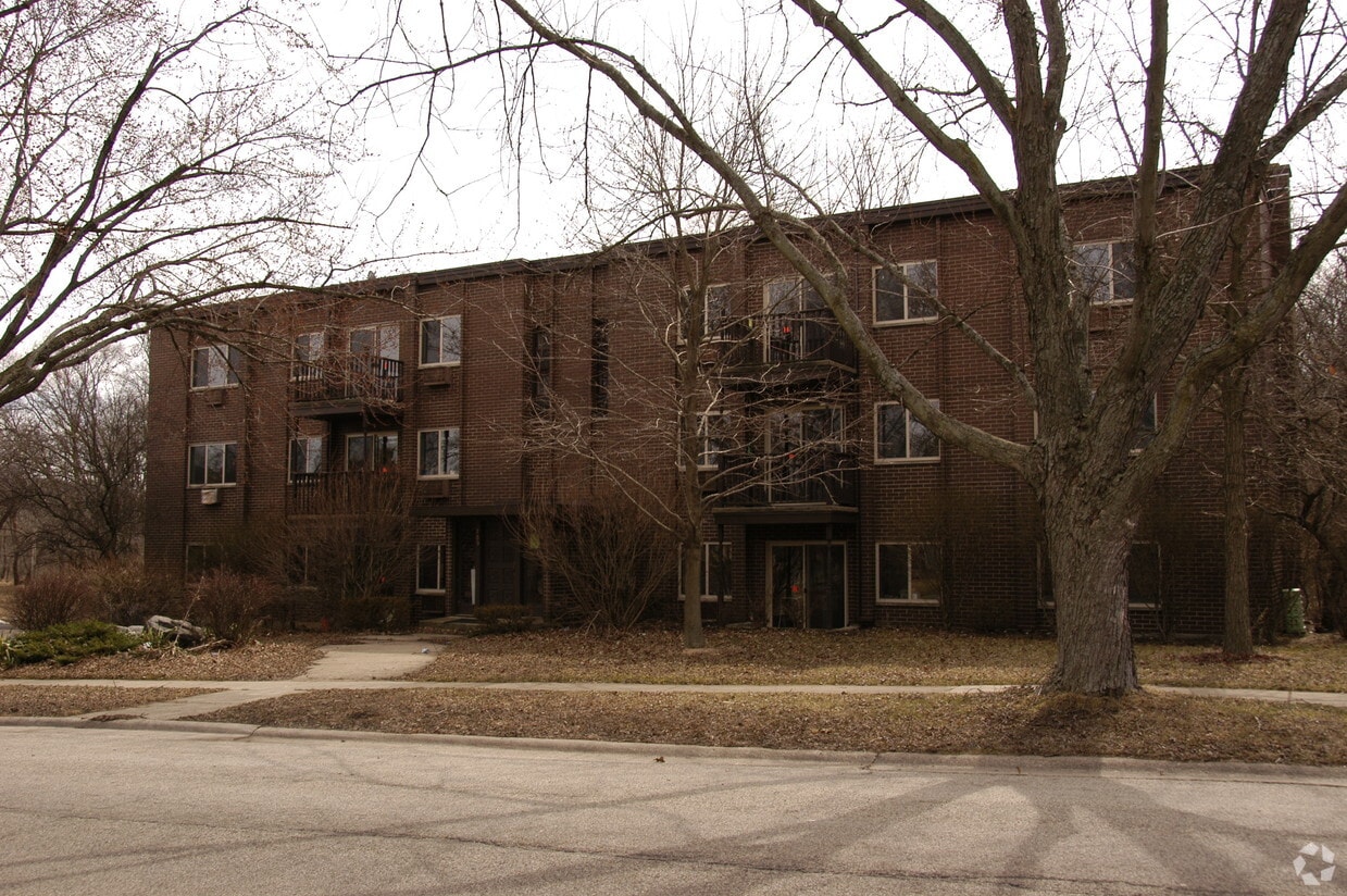 Foto principal - 709 Strom Dr