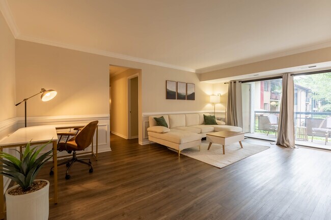 Foto del edificio - 2856 Dover Ln