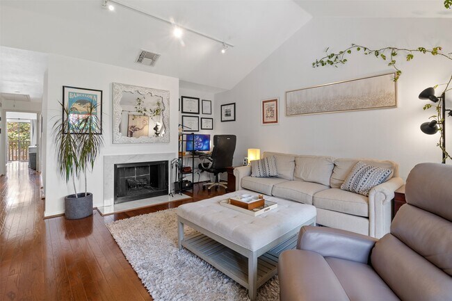 Foto del edificio - 2829 Timmons Ln